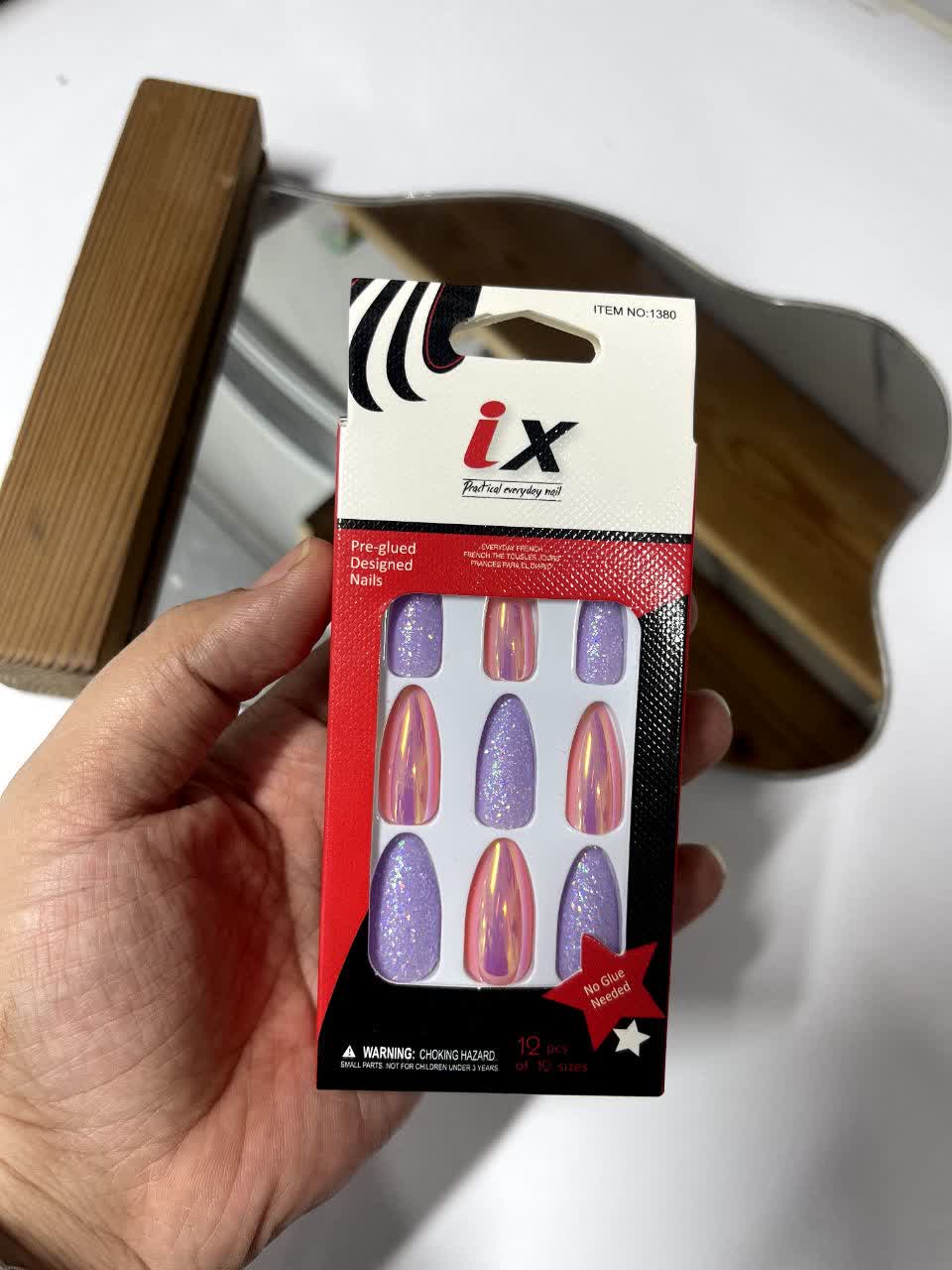 ناخن مصنوعی ix